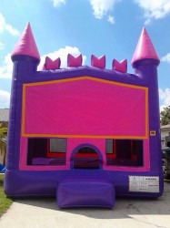 707E5CBB 8A92 4CDE 880B 2EA904B748AF 1667403314 PRINCESS BOUNCE HOUSE